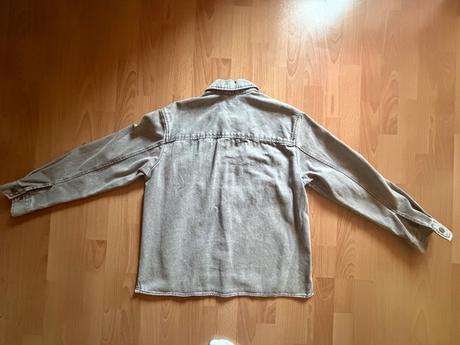 Rifľová bunda, pull&bear,s