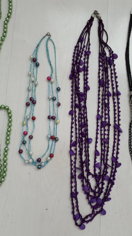 Náhrdelníky, gorále, cena za ks,