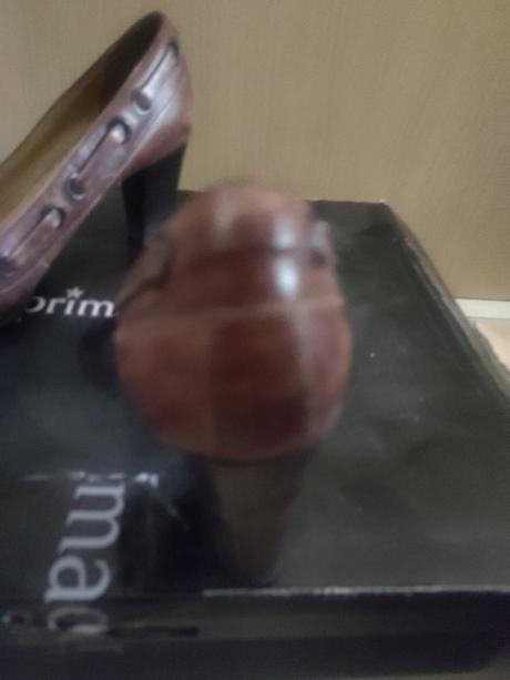 Darujem kozene  topánky za poštovné, 37