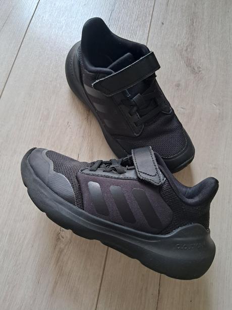 Čierne adidas botasky, adidas,31