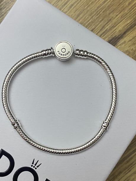 Pandora modrý naramok, pandora