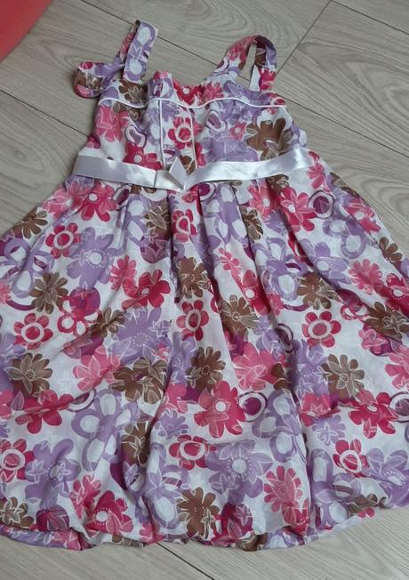 Letne balónové saty, 128