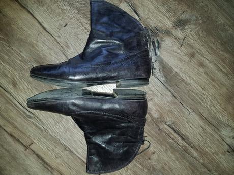 Kotnikove topanky bugatti, 39