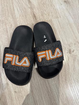 Šľapky fila, fila,25