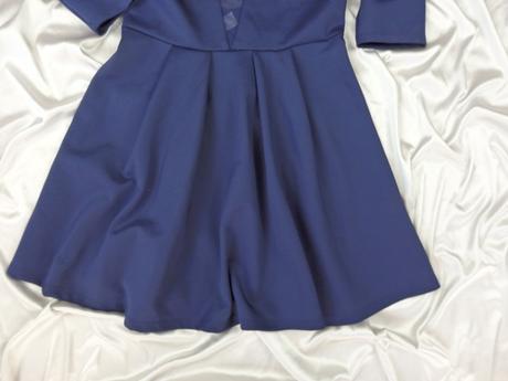 Luxusné tmavomodré šaty, 42