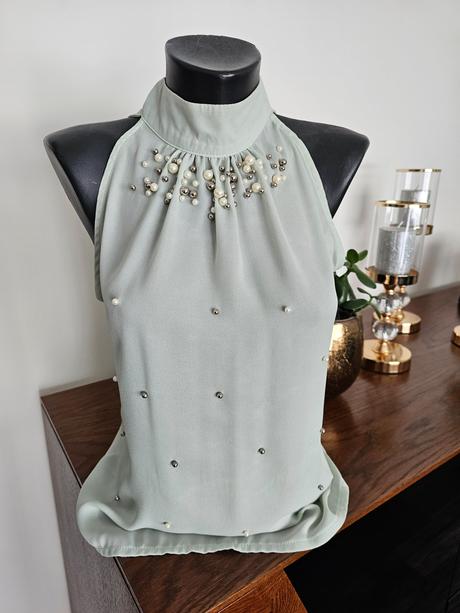 Blúzkový top s perličkami, s