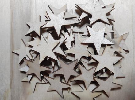 Drevene hviezdicky 50ks, 