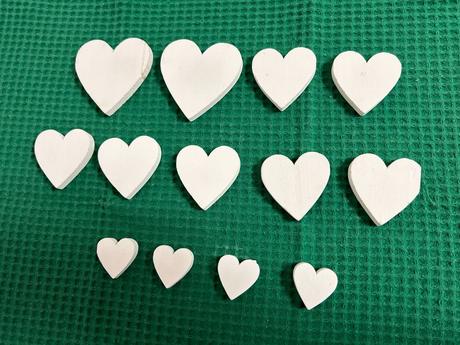 Drevené srdce na ozdobu, 