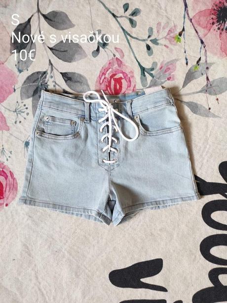 Svetlomodré šortky, new yorker,s
