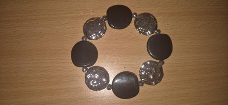 Korálkový náramok, 