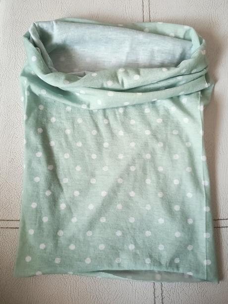 Tenký nákrčník c&a, c&a