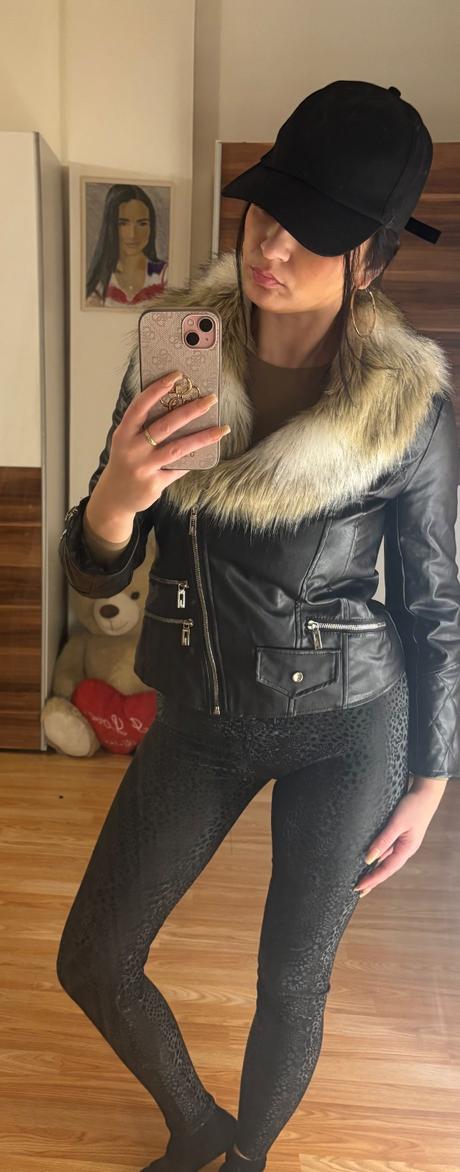 Na predaj krasne moderne oblecenie s m, geox,s