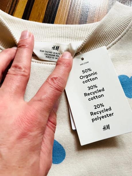 Veľ. 134/140 nová pohodlná mikinka so srdiečkami, h&m,134 / 140