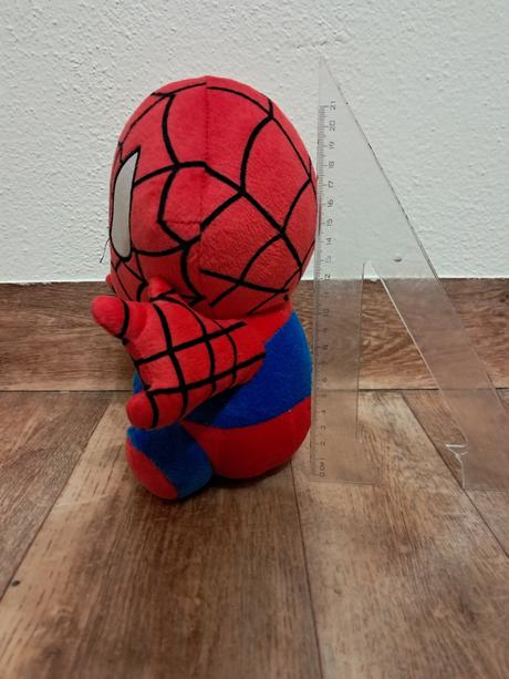 Plyšák spiderman, 