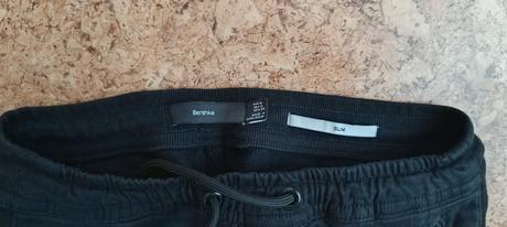 Jogger nohavice, bershka,s