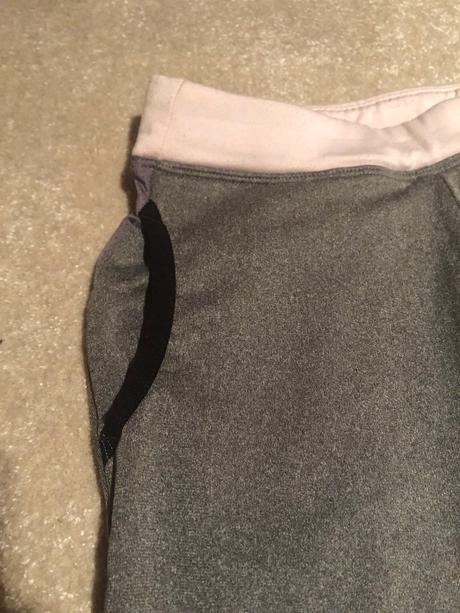 Krásne tepláky, decathlon,134