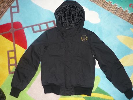 Cierna sportova bunda only znizena cena , only,s