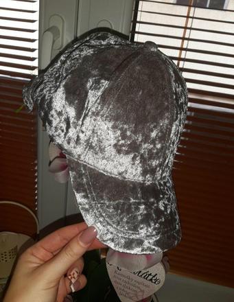 Semišova šiltovka, f&f,s