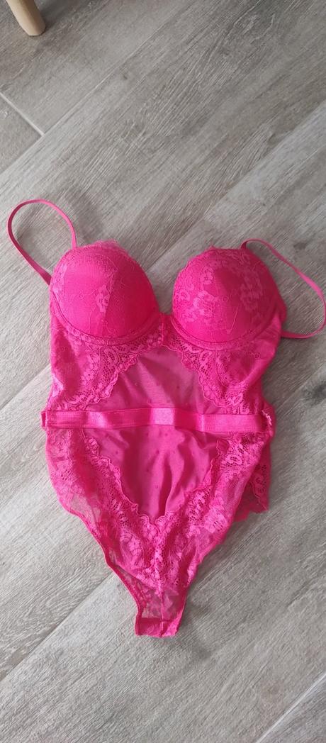 Korzety 34/xs, sinsay,xs