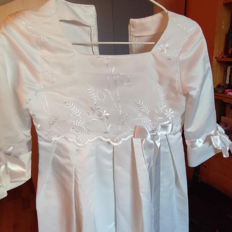 Šaty na prvé sväté prijímanie, 146