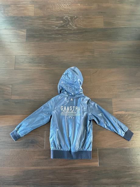 Prechodná bunda, 110