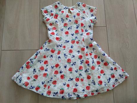 Šatičky s podšívkou s poľnými kvetmi, young dimension,98