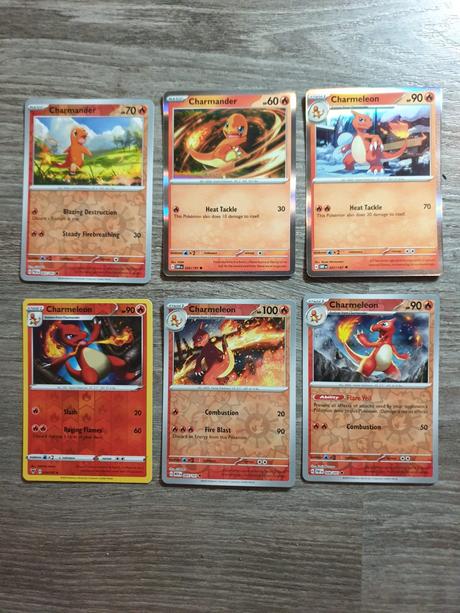 Leskle pokemon karty charmander a charmeleon, 