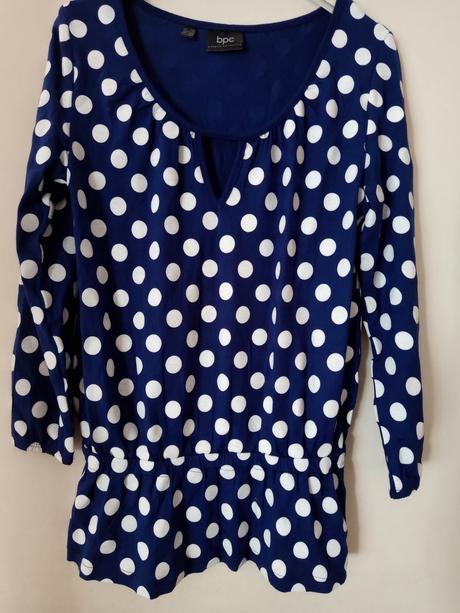 Bodkovane tricko, xs