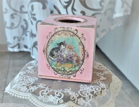 Mačičkový box na servítky,