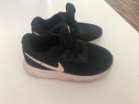 Nike tenisky, nike,23