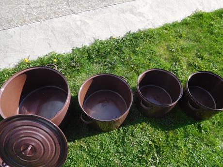 Smaltované hrnce-50l, 30l, 20l,,