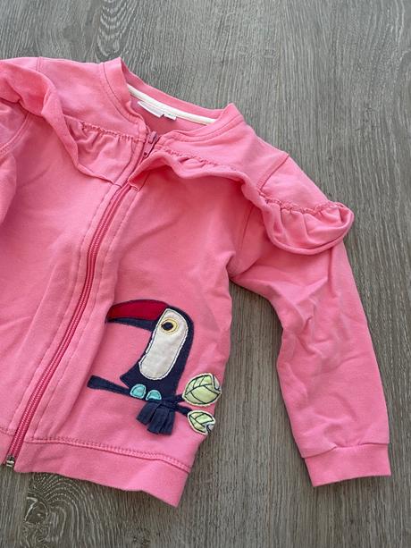 Mikina s volanmi, 98