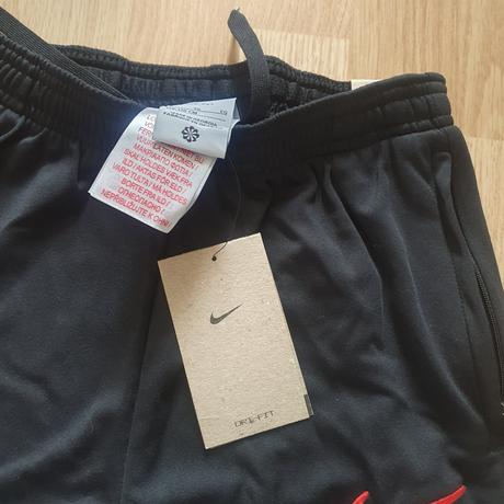 Nike teplaky+nike tricko gratis, nike,146
