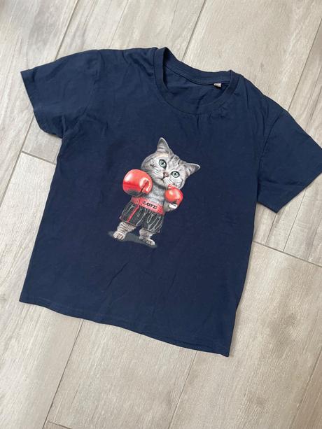 Rozkošné tričko, 134