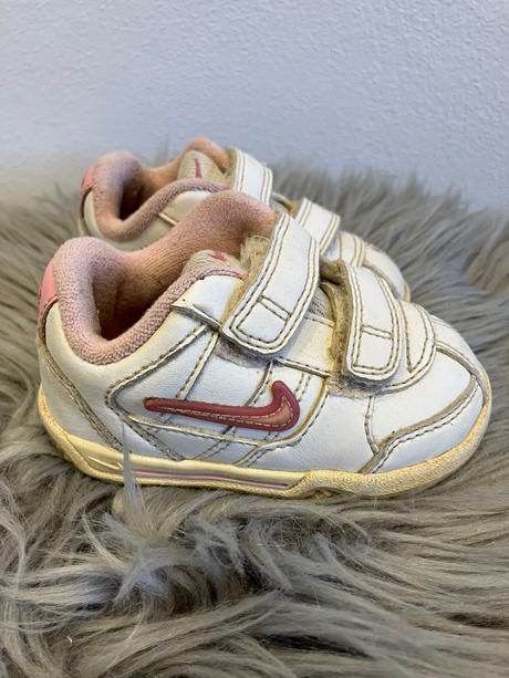 Dievčenské tenisky bielo ružové nike (19), nike,19