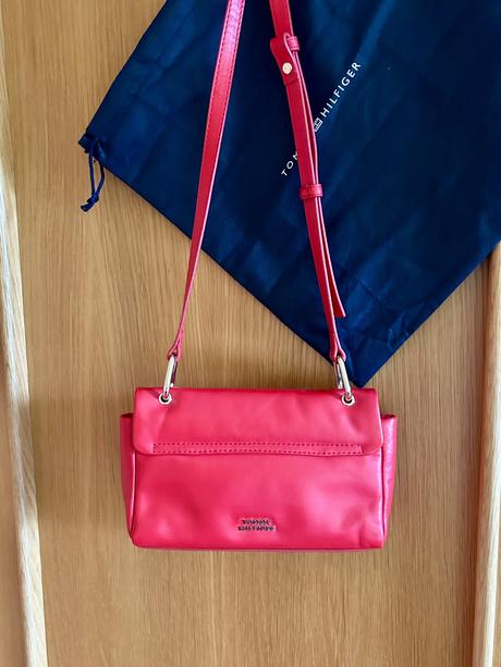 Kožená crossbody kabelka zn.tommy hilfiger, tommy hilfiger