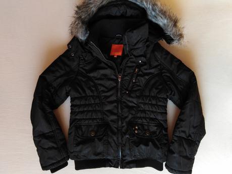 Bunda s kapucňou, s