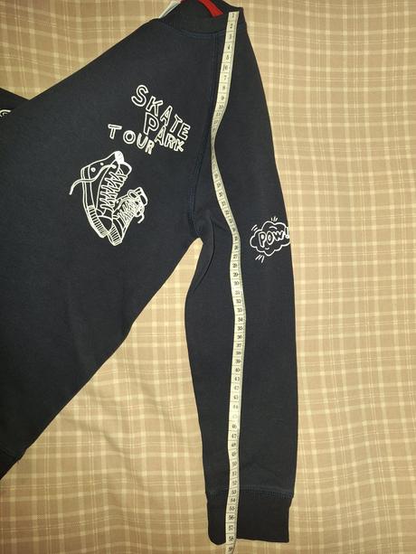 140 lezerna mikina s potlacou, f&f,140