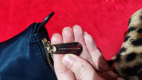 Tommy hilfiger kabelka, tommy hilfiger