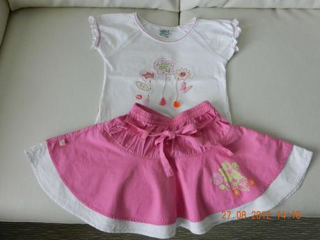 1x oblecena suknicka+tricko cena spolu, 98