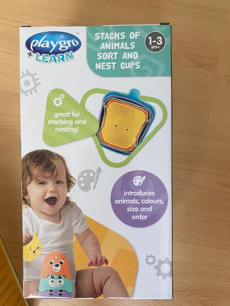 Hračka-stohovateľné poháriky,