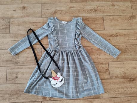 Šaty a kabelka, c&a,140