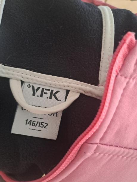 Dievčenská softshelová bunda, 146