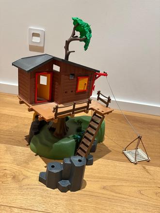Playmobil wildlife domcek na strome,