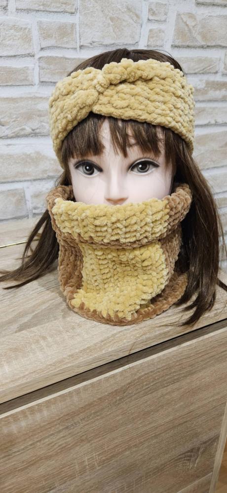 Predám handmade hačkované čiapky, deky, oblečenie, <50