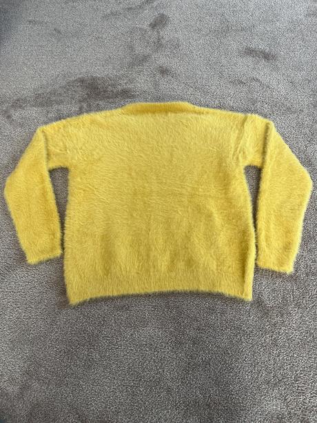 Sveter, reserved,140