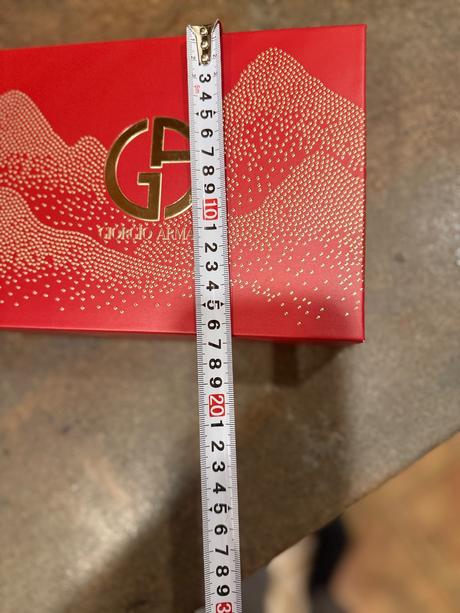 Giorgio armani luxusmá krabica, 