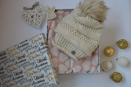 Čiapka s bohatým brmbolcom, 34 - xxxl