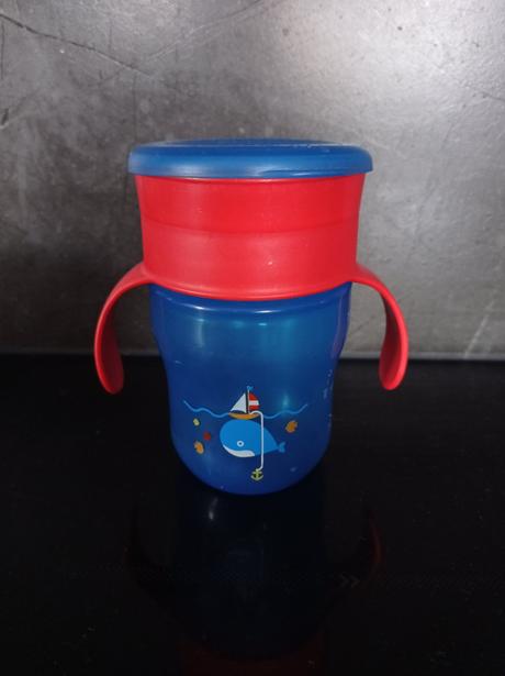 Pohár na pitie avent, avent