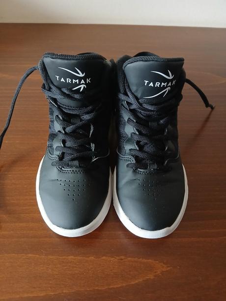 Obuv na basketbal tarmak, 34